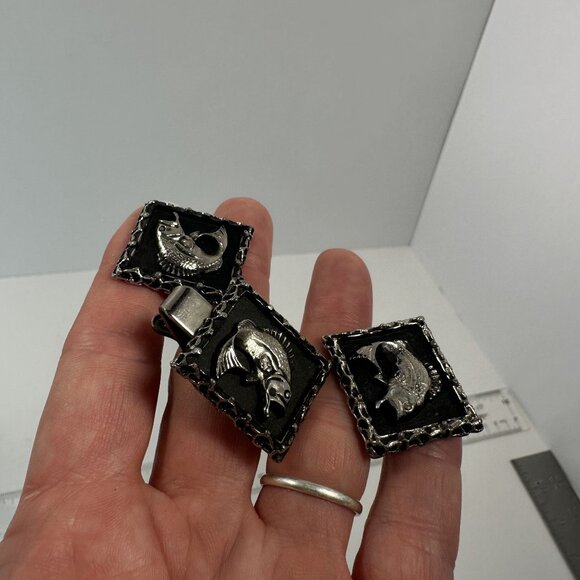 Mens Vintage Mariner Cufflinks & Tie Clip Set Black Silver Fish Nautical - Picture 4 of 8